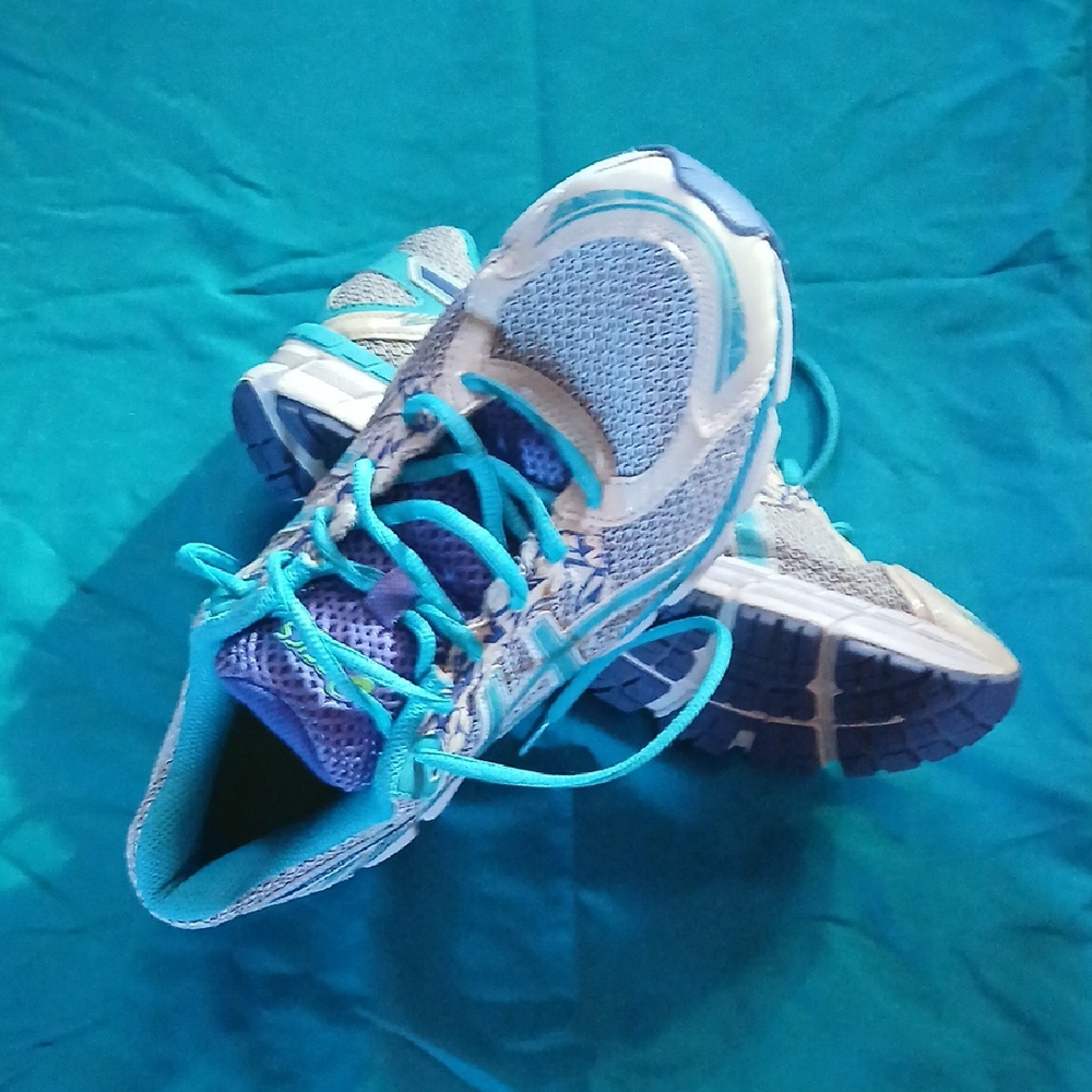 Women's Blue Athletic Shoes